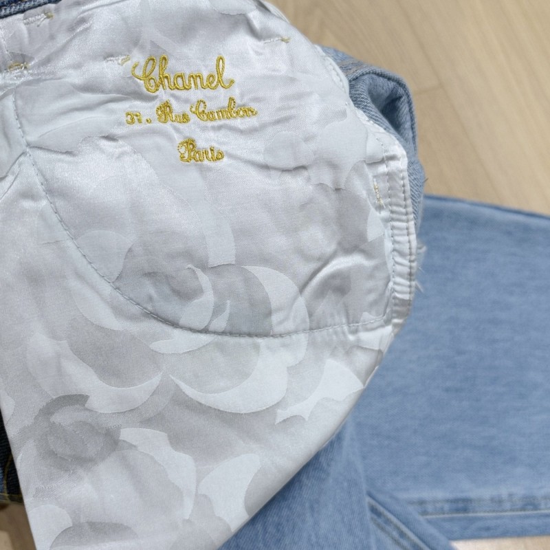 Chanel Jeans