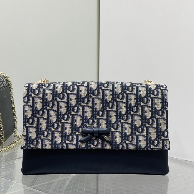 Dior WOC