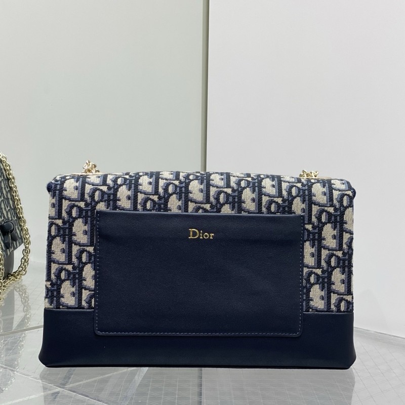 Dior WOC