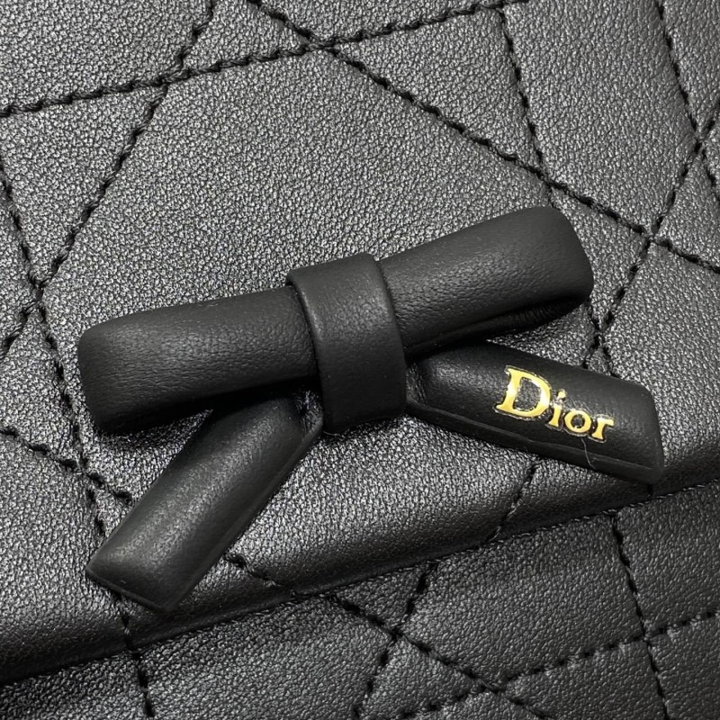 Dior WOC