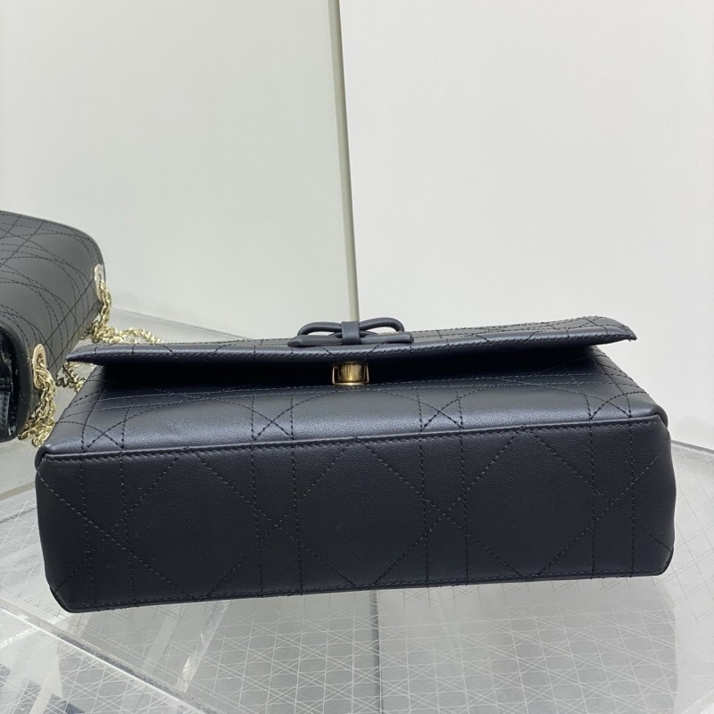 Dior WOC