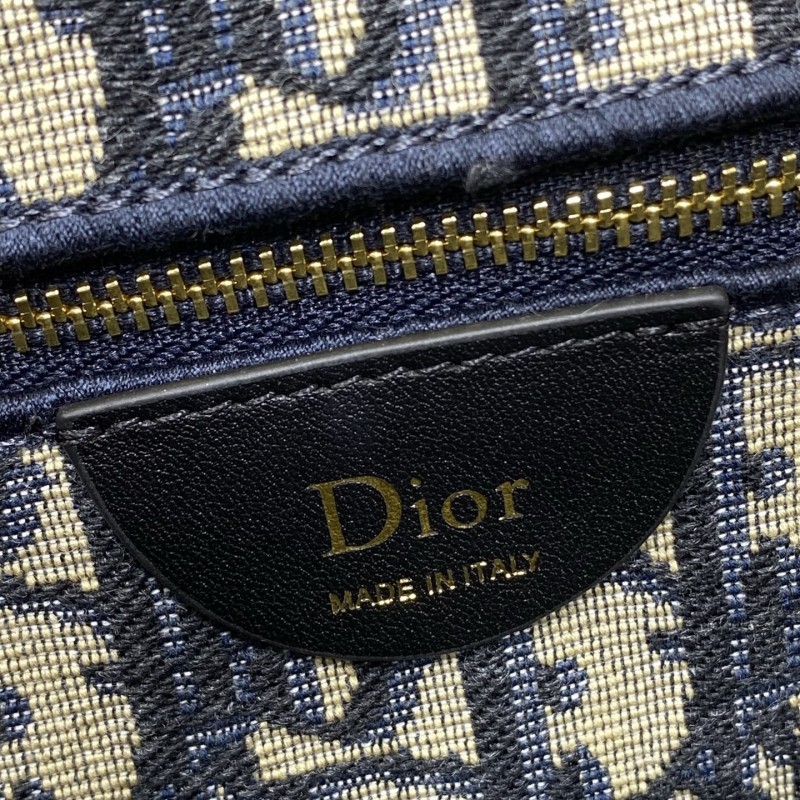 Dior WOC