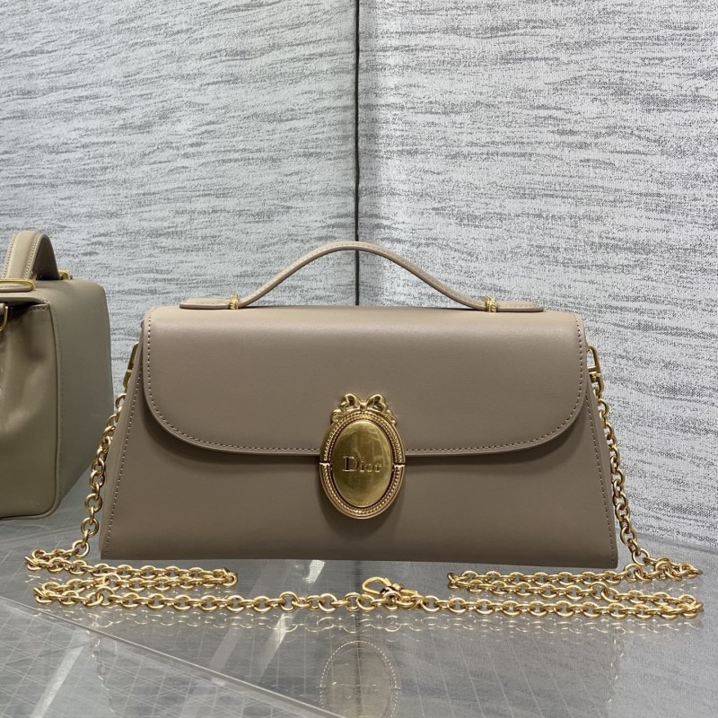 Dior Medaillon