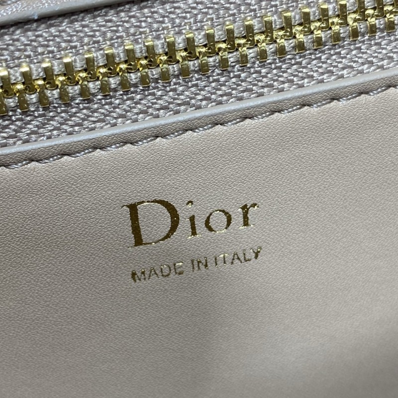 Dior Medaillon