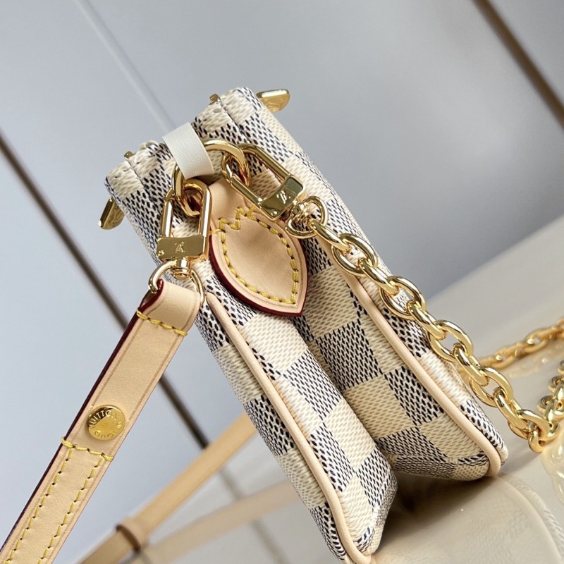 LV Liv Pochette