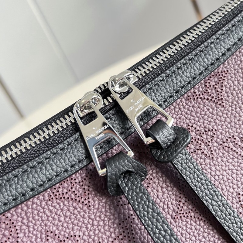 LV Hand It All