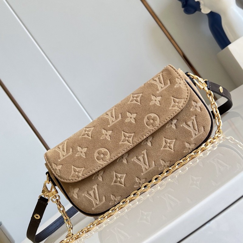 LV Wallet WOC