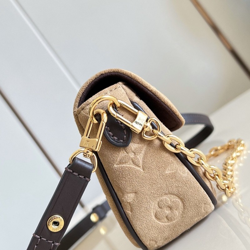 LV Wallet WOC
