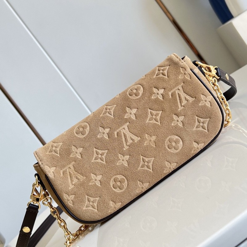 LV Wallet WOC