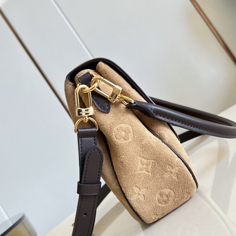 LV Pochette Métis Soft
