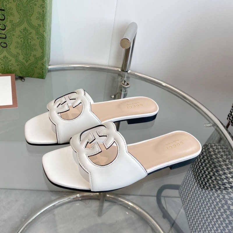Gucci Flat Shoes