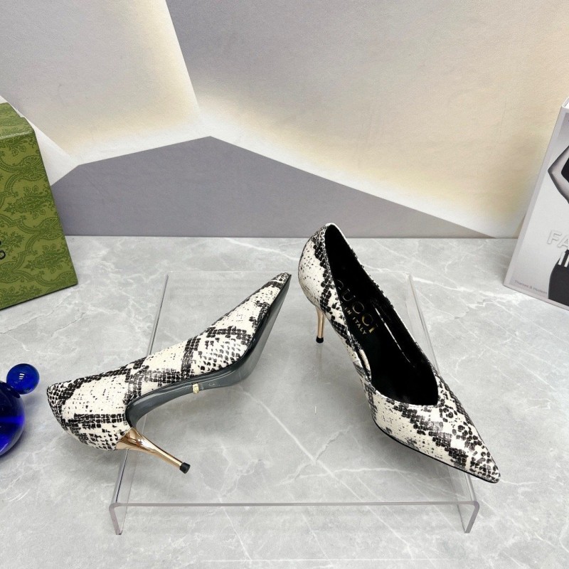 Gucci heels Shoes