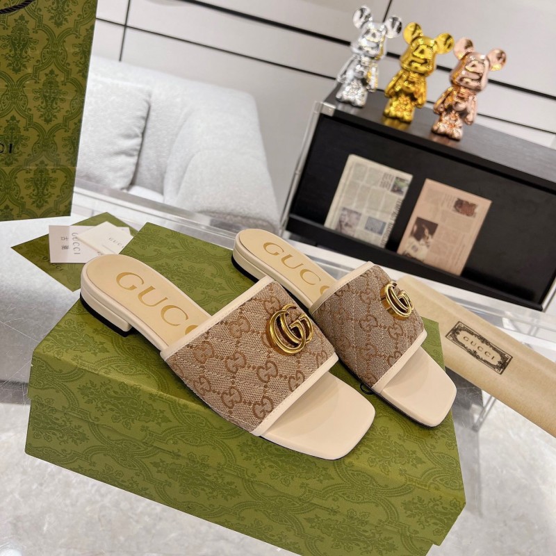 Gucci Sandals 