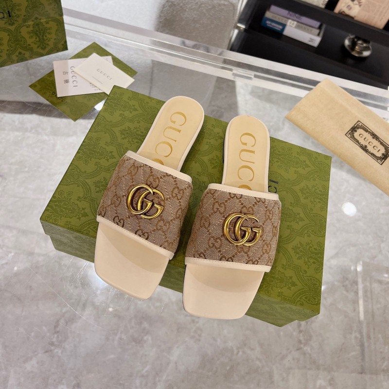 Gucci Sandals 