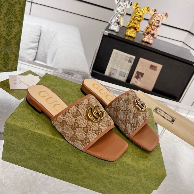 Gucci Sandals 