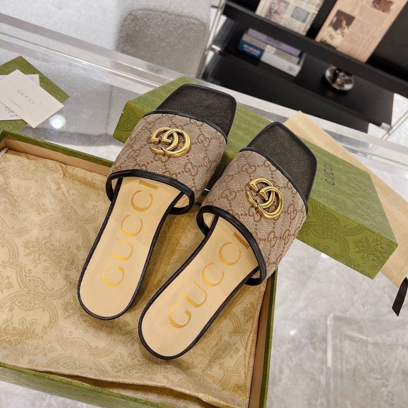 Gucci Sandals 