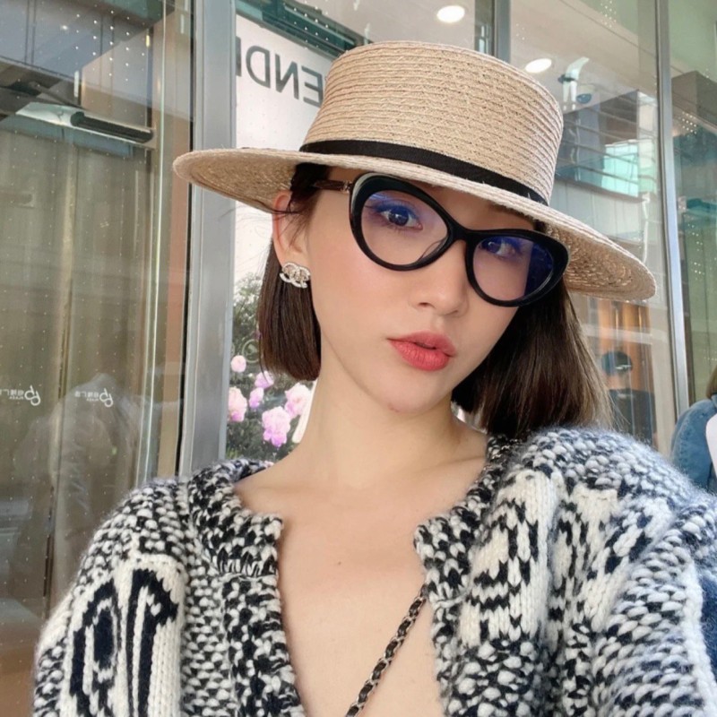 Chanel Earring