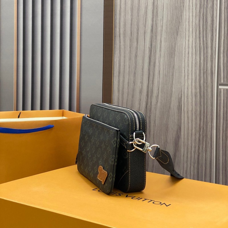 LV 3in1 Messenger Bag
