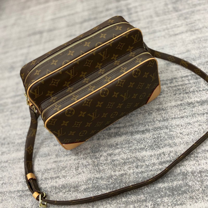 LV 双层相机包