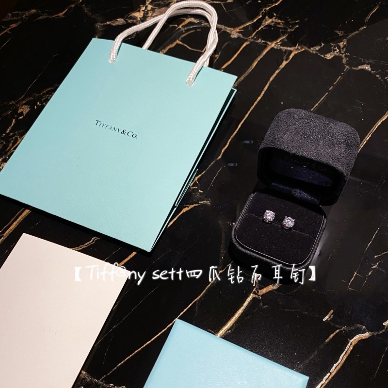 Tiffany Earring