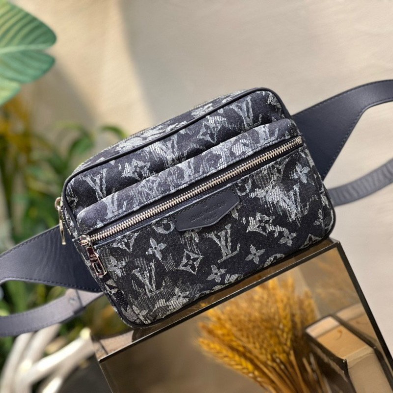 LV Chest bag