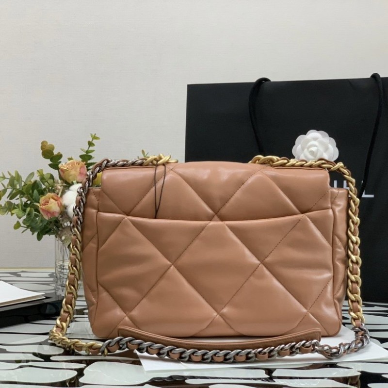 Chanel 19