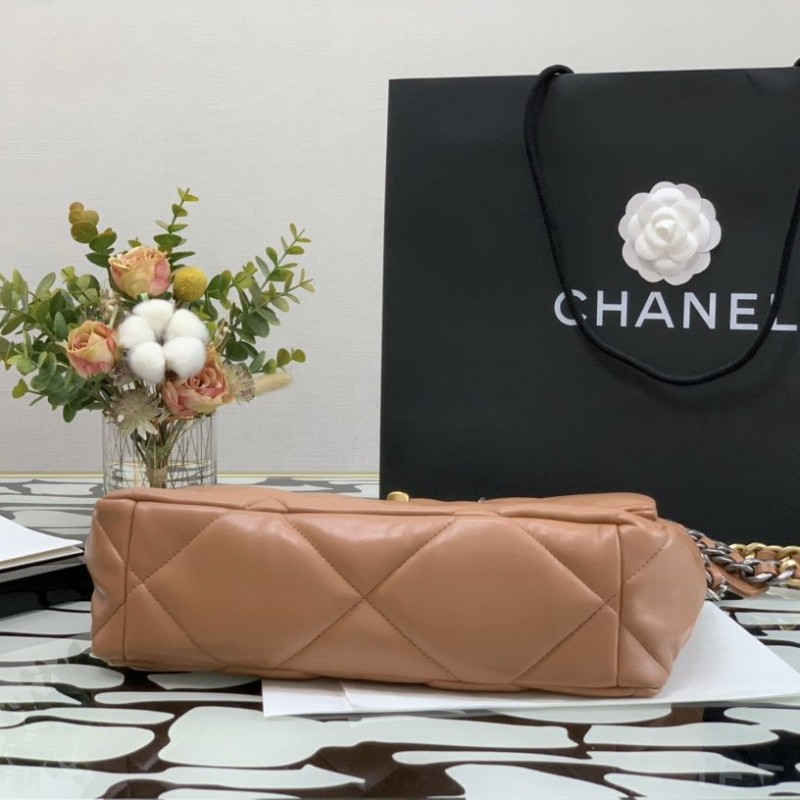 Chanel 19