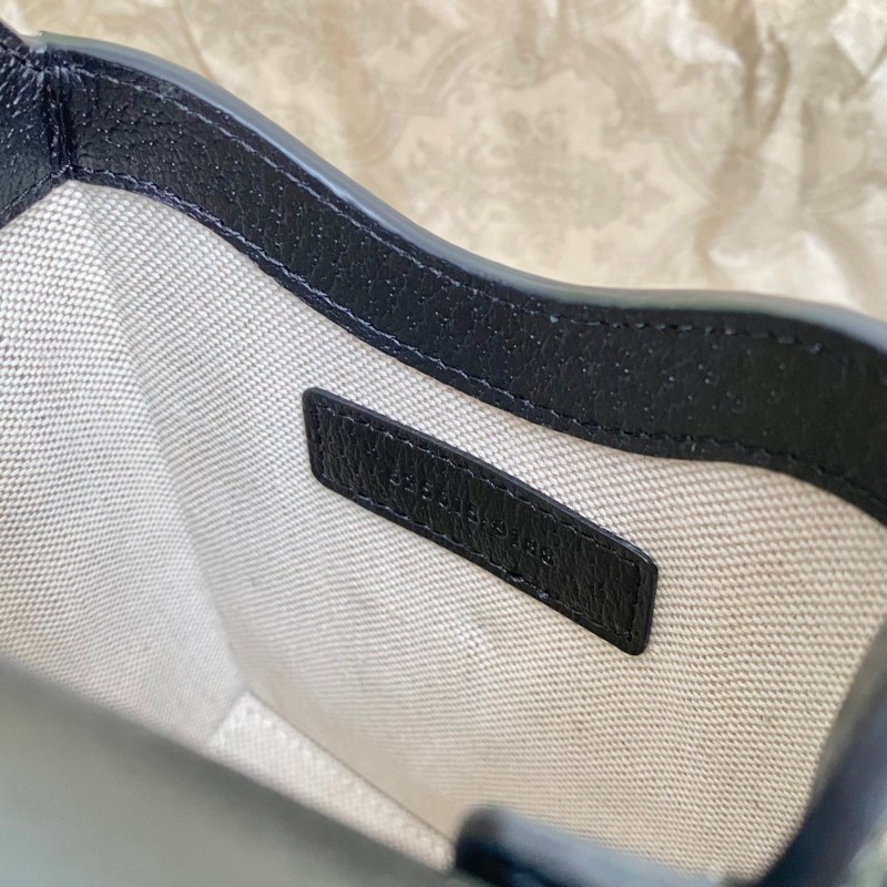 Gucci Handphone Bag
