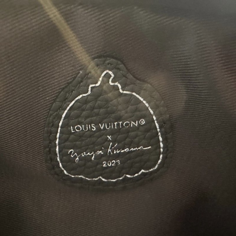LV Trunk Handle