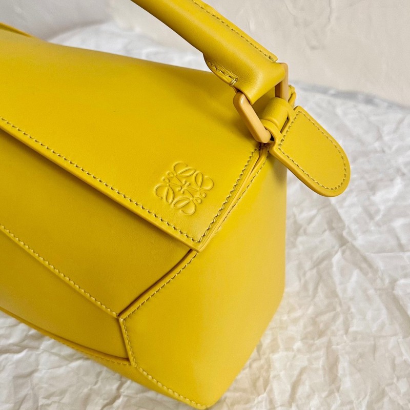 Loewe Puzzle Edge