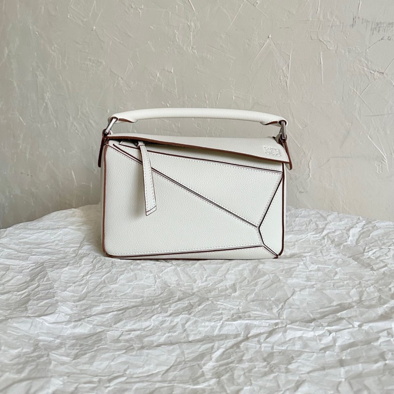 Loewe Puzzle 