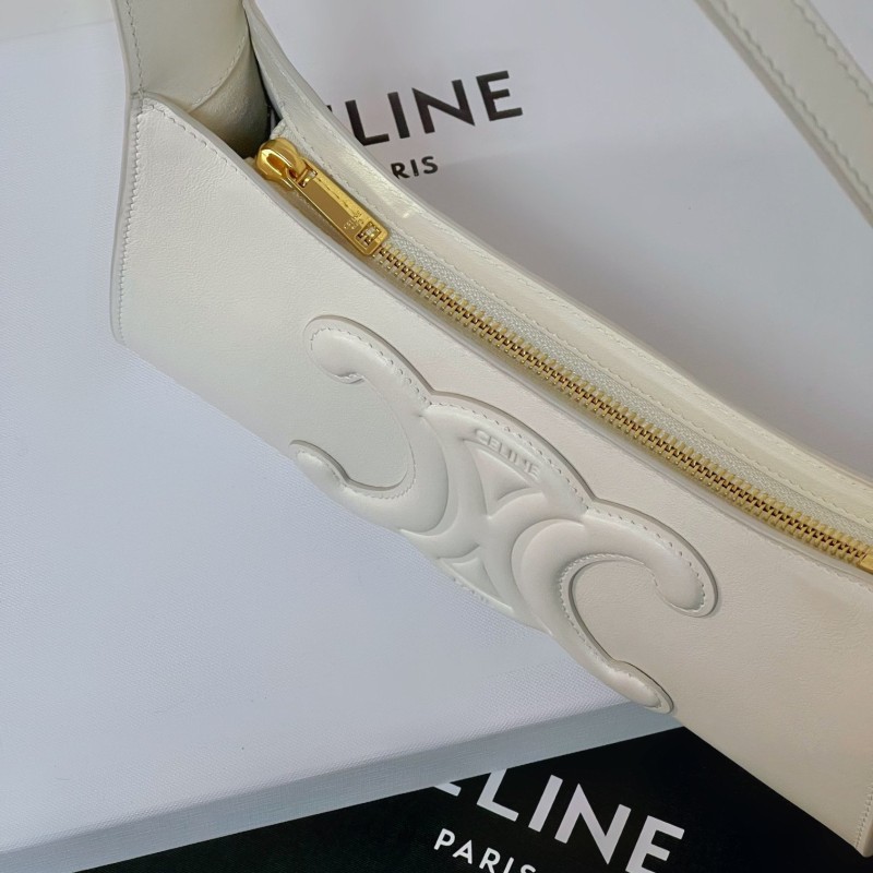 Celine Hobo