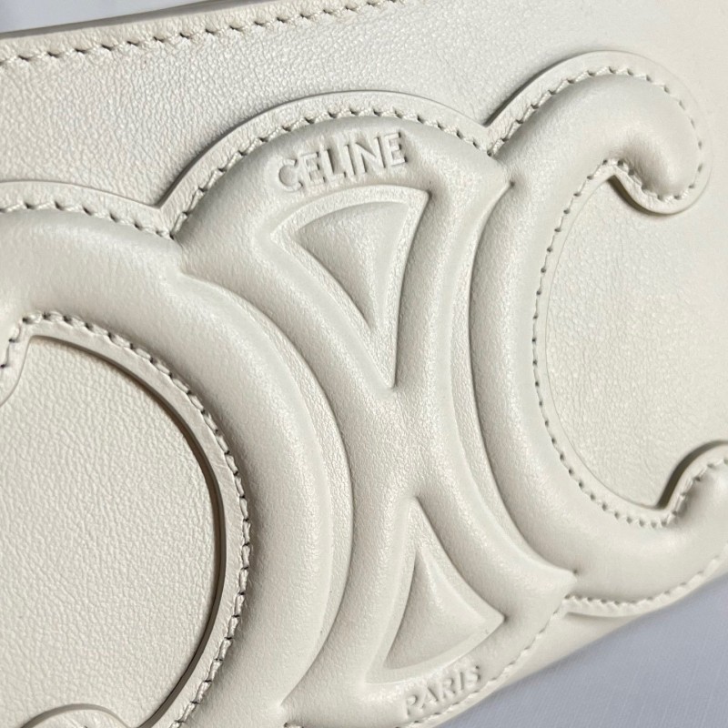 Celine Hobo