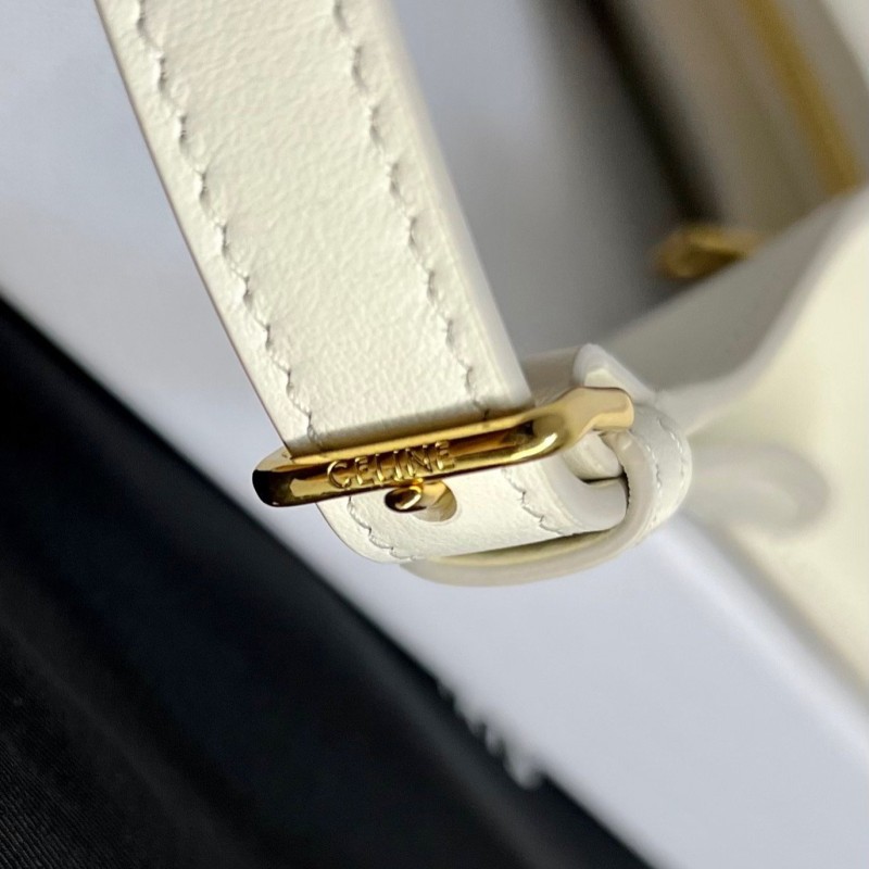 Celine Hobo