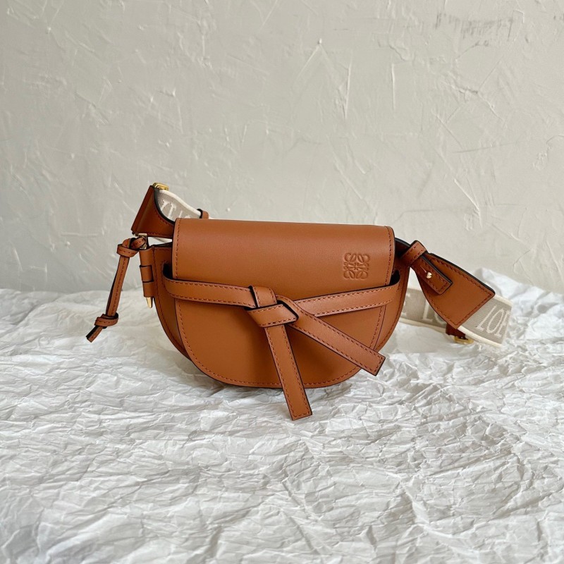 Loewe Mini Gate