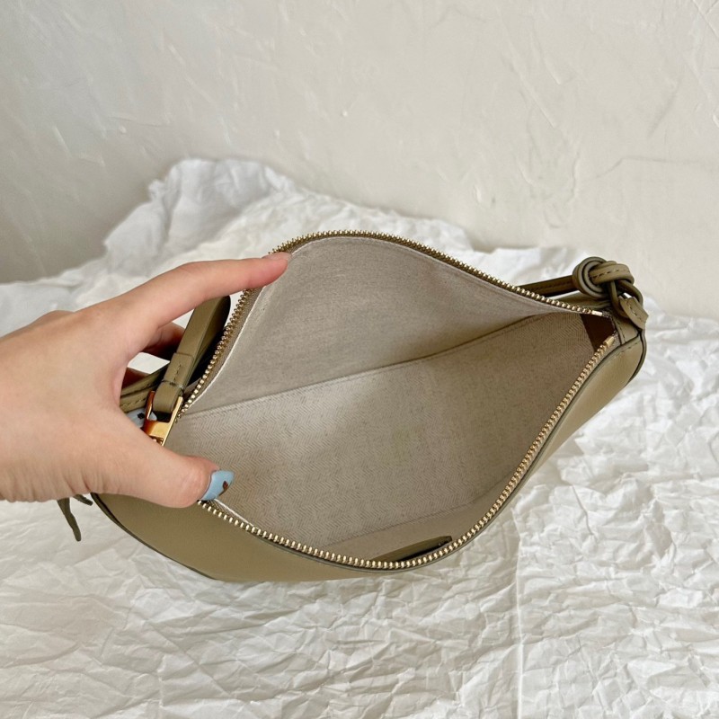 Loewe Hammock Hobo