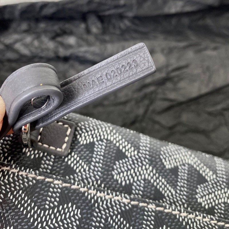 Goyard Hobo Tote