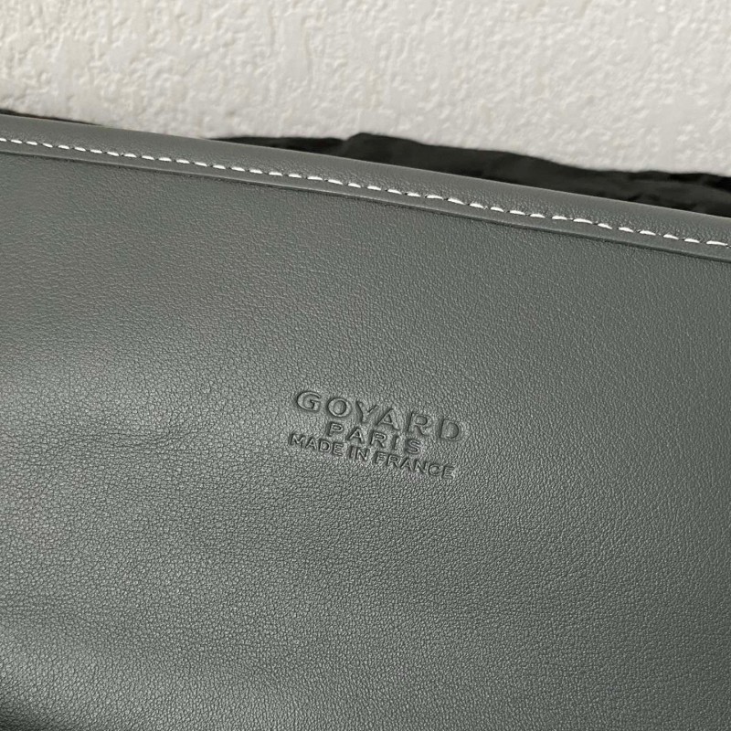 Goyard Saint-Leger