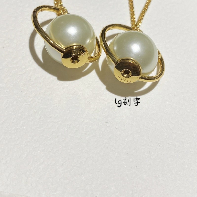 Dior Earrings 