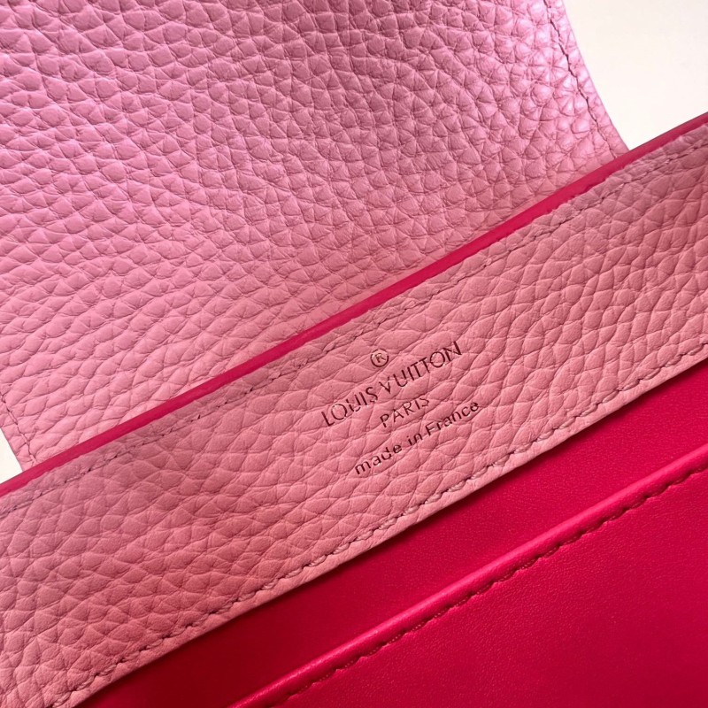 LV Capucines 