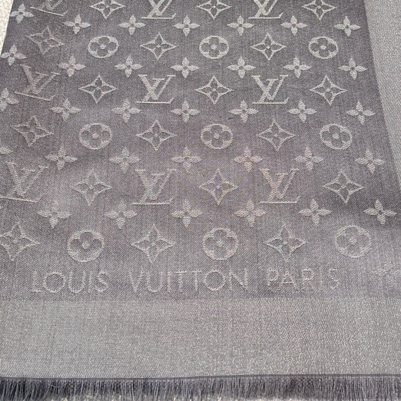 LV Shine Shawl 金丝披肩