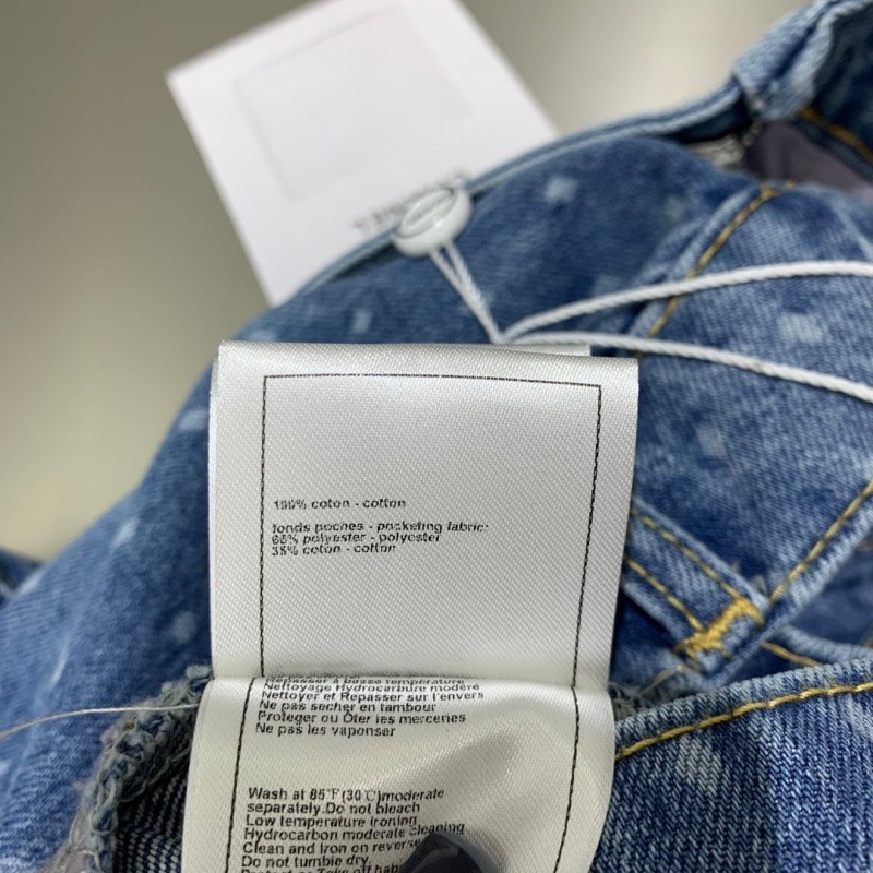 Chanel Jeans