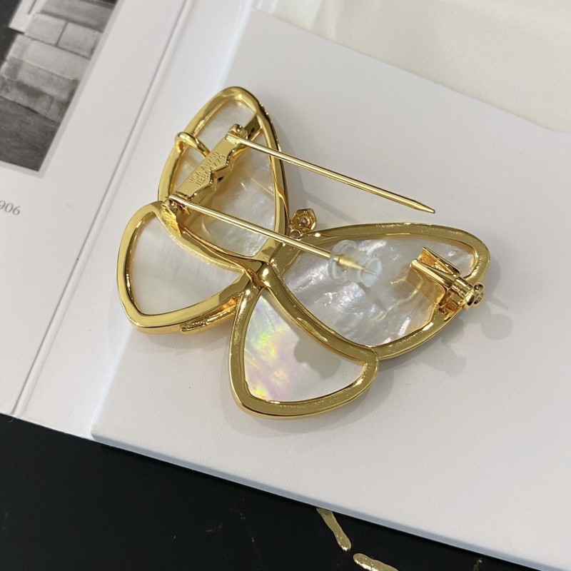 VCA Brooch 