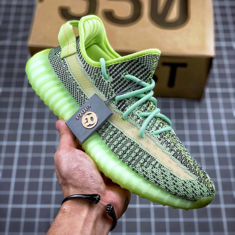Adidas Yeezy 350夜光绿