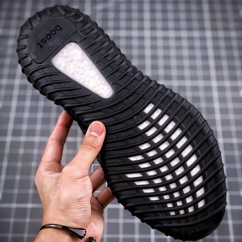 Adidas Yeezy 350 黑天使