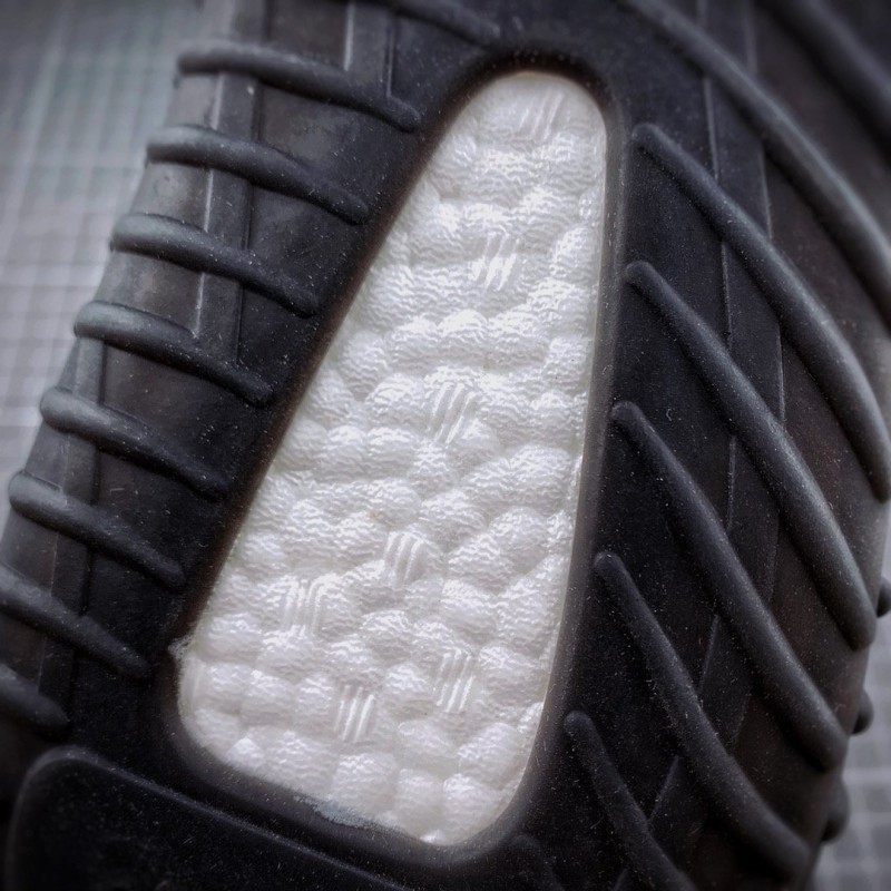 Adidas Yeezy 350