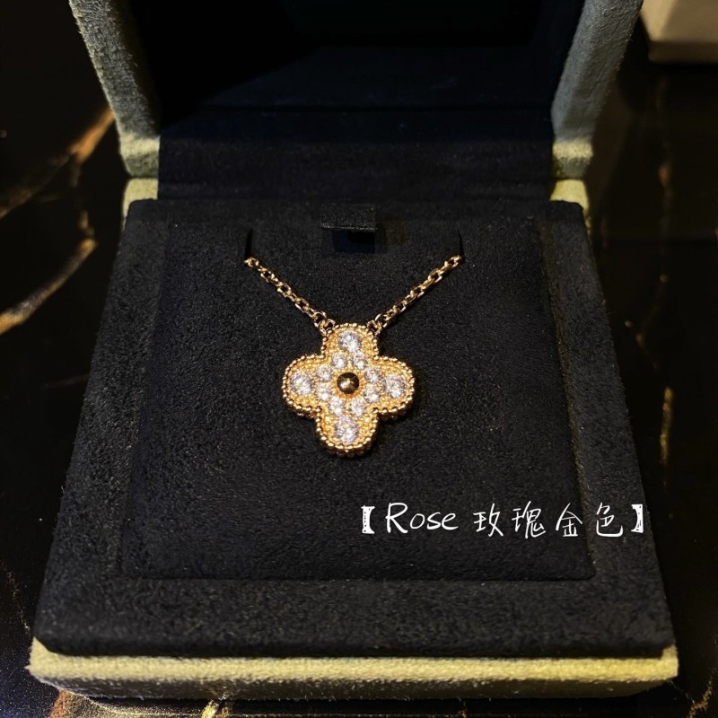 VCA Necklace 