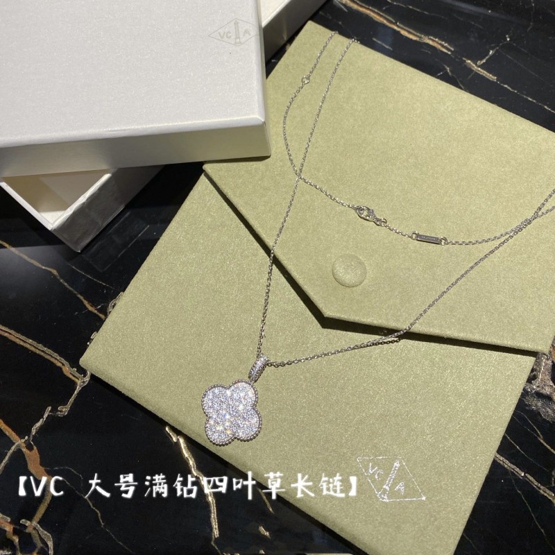VCA Necklace 