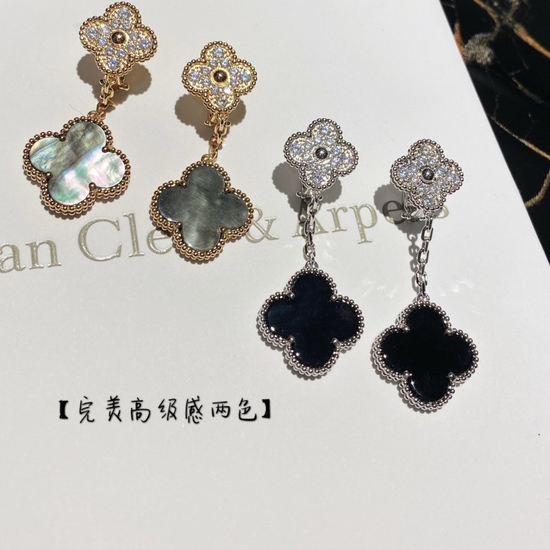 VCA Earrings 