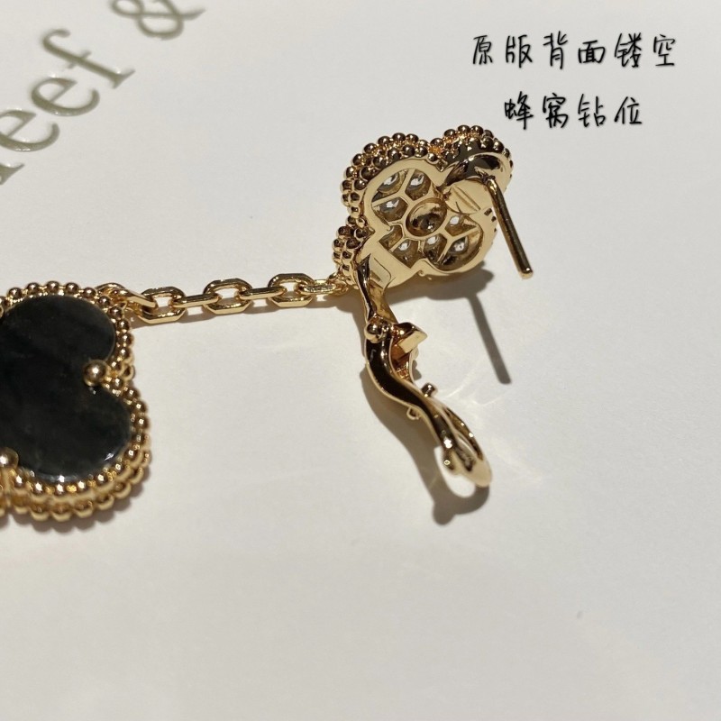 VCA Earrings 